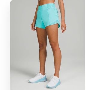 Lululemon Hotty Hot High-Rise, lined, 4”, NWT